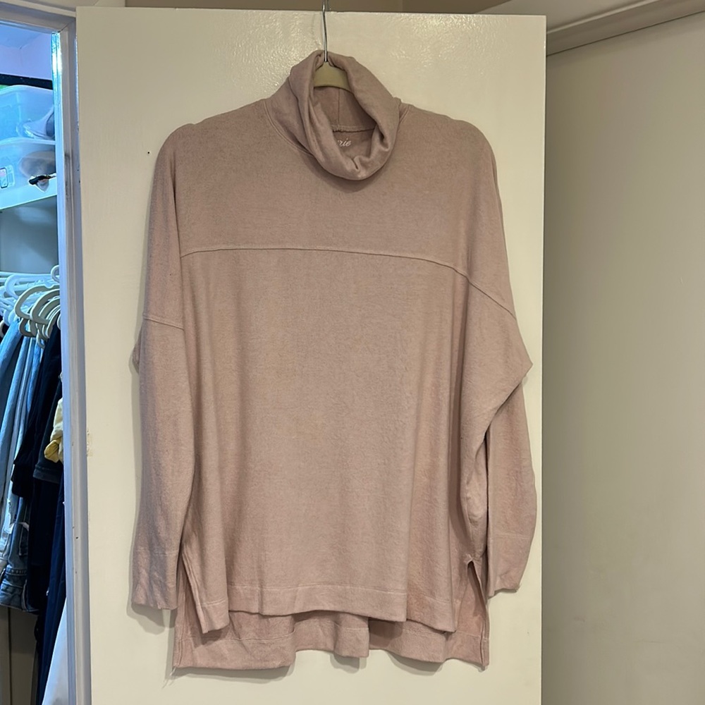 Aerie thin sweater. Great with leggings.